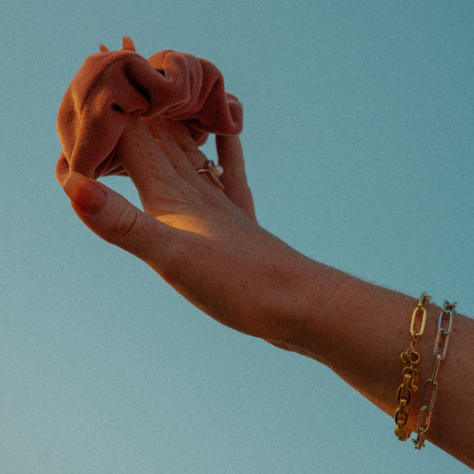 Twisted Simple Rectangle Chain Bracelet