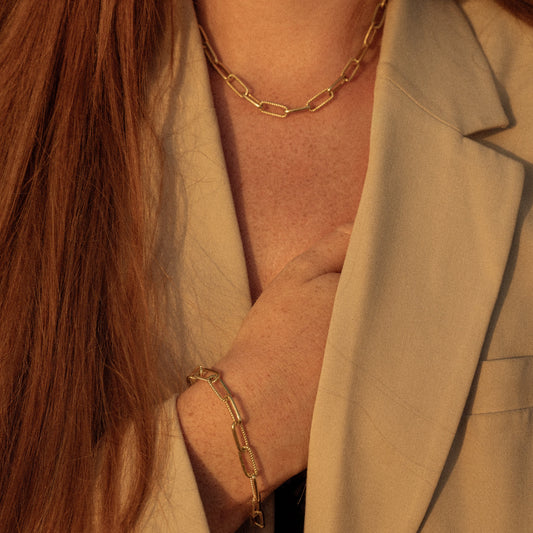 Twisted Simple Rectangle Chain Necklace