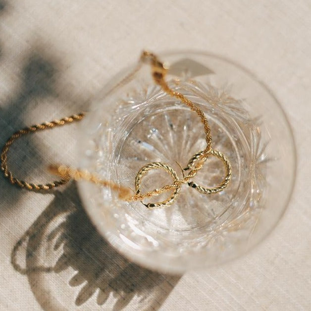 Twist Necklace