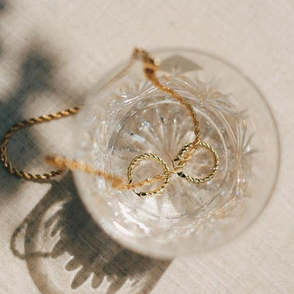 Twist Necklace